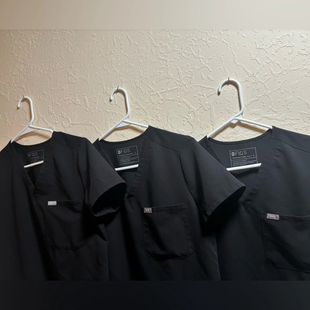 Figs Black Short Sleeve 1 pocket scrub Tops (3) - Picture 3 of 3